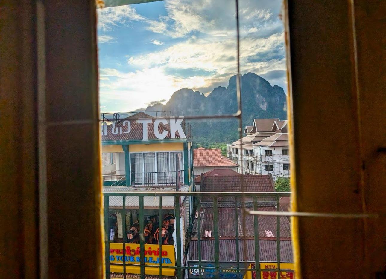 Vang Vieng Ruby Backpackers Hostel Eksteriør billede