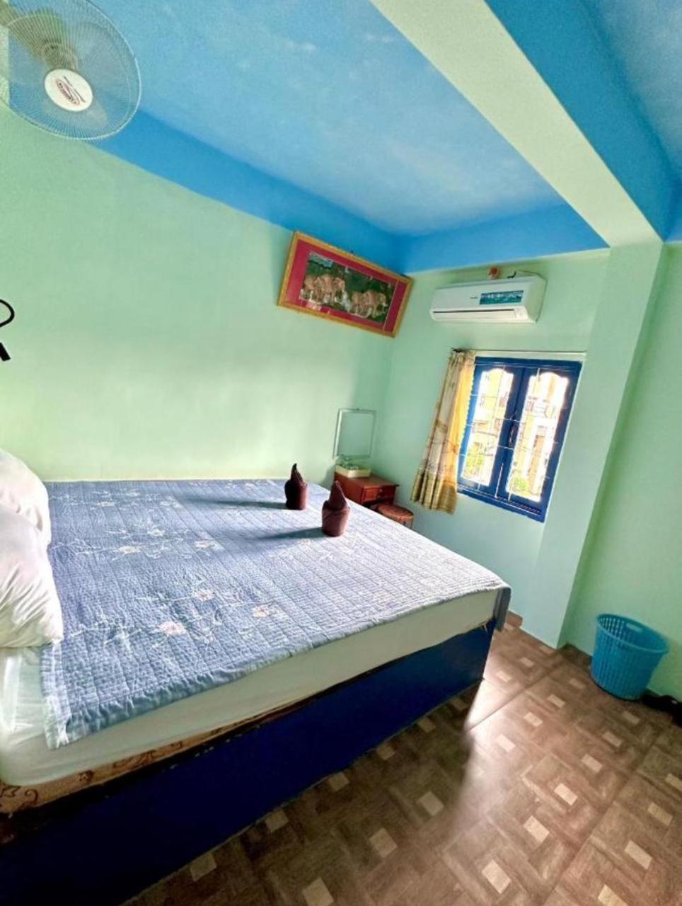 Vang Vieng Ruby Backpackers Hostel Eksteriør billede